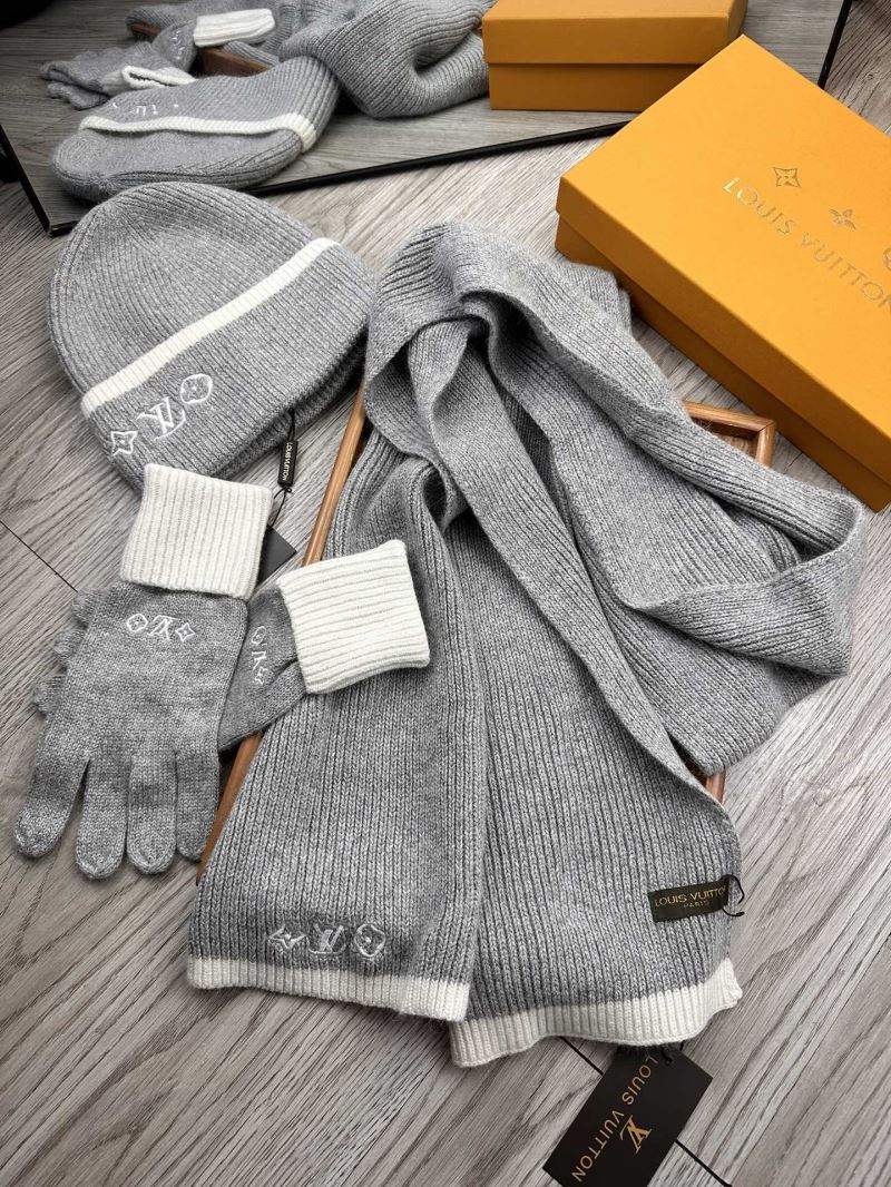 Louis Vuitton Caps Scarfs